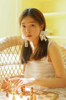 硬糖少女303
